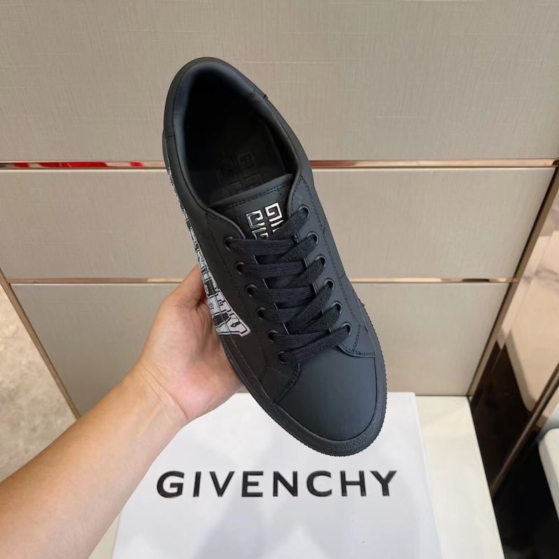 Givenchy Sneakers